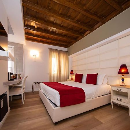 Town House Spagna- Luxury Rooms With Jacuzzi Bath Rome Exterior photo