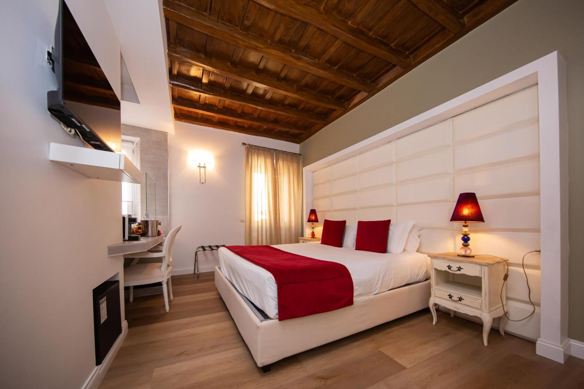 Town House Spagna- Luxury Rooms With Jacuzzi Bath Rome Exterior photo