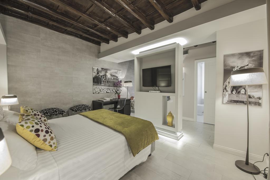 Town House Spagna- Luxury Rooms With Jacuzzi Bath Rome Exterior photo