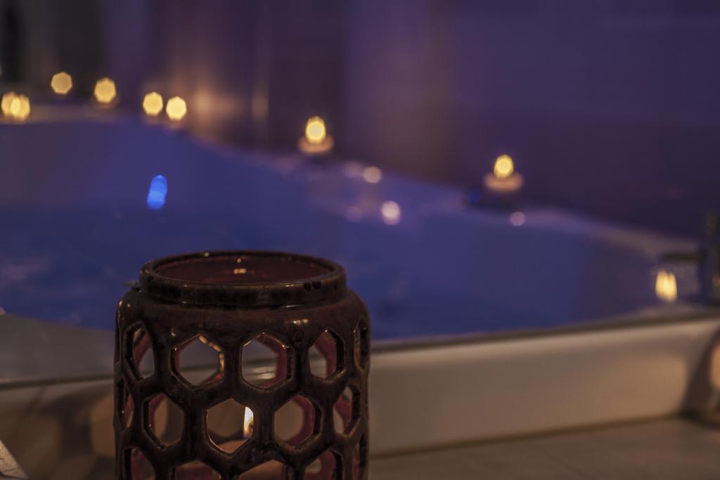 Town House Spagna- Luxury Rooms With Jacuzzi Bath Rome Exterior photo
